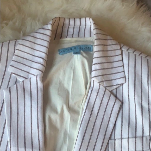 Blazer - Picture 2 of 6